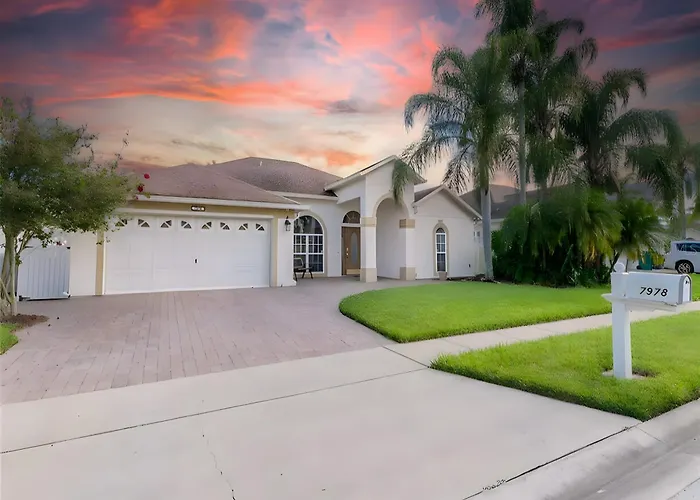Stunning 5 Bedroom Pool Home Hot Tub 10 Mins To Disney